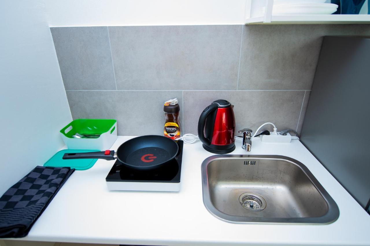 Modern Living Studio Kueche Netflix Inklusive Top Lage Norimberk Exteriér fotografie