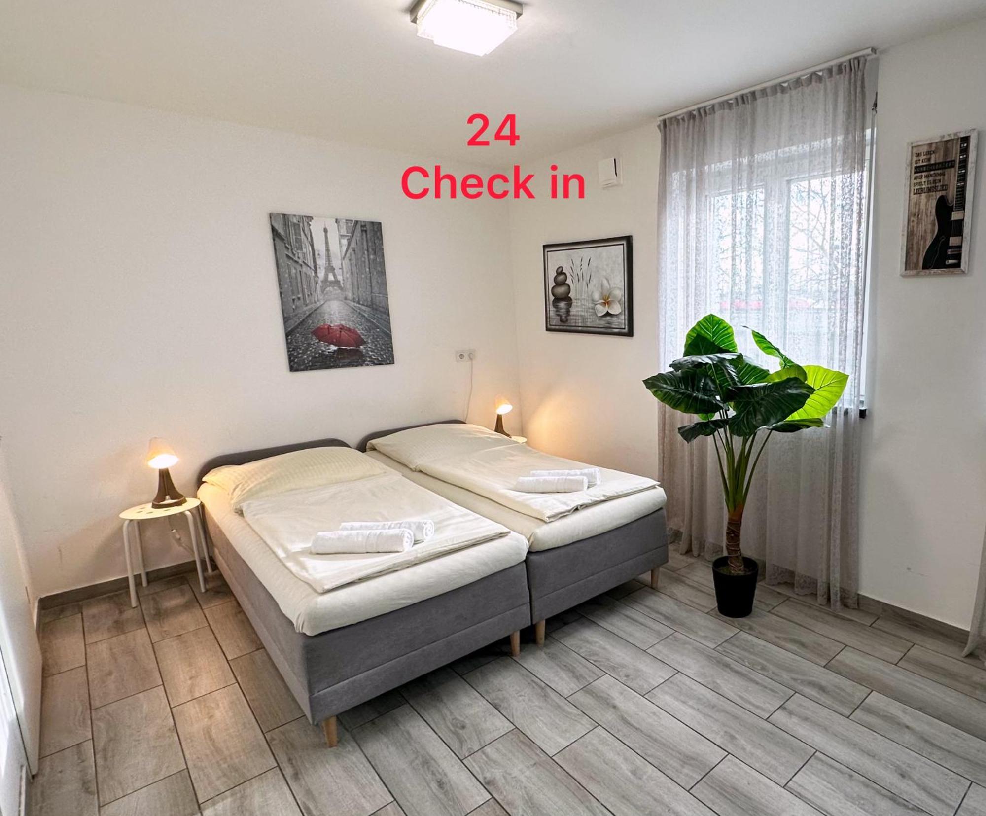 Modern Living Studio Kueche Netflix Inklusive Top Lage Norimberk Exteriér fotografie