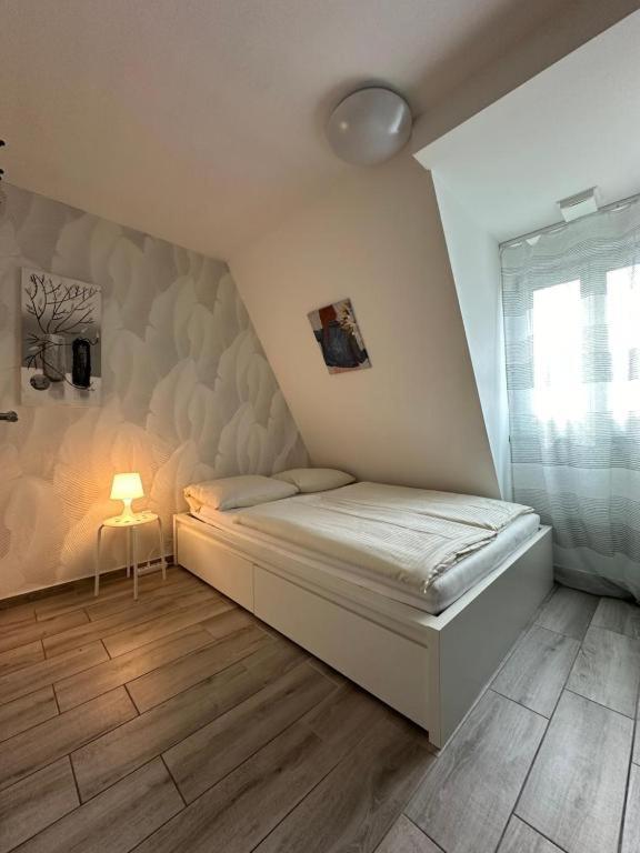 Modern Living Studio Kueche Netflix Inklusive Top Lage Norimberk Exteriér fotografie
